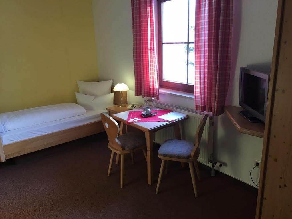 Hotel In Der Muehle Werdau Extérieur photo